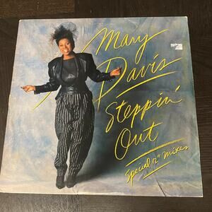 Mary Davis - Steppin' Out Tabu Records (1987) 12" Vinyl SINGLE PROMO Dub Version